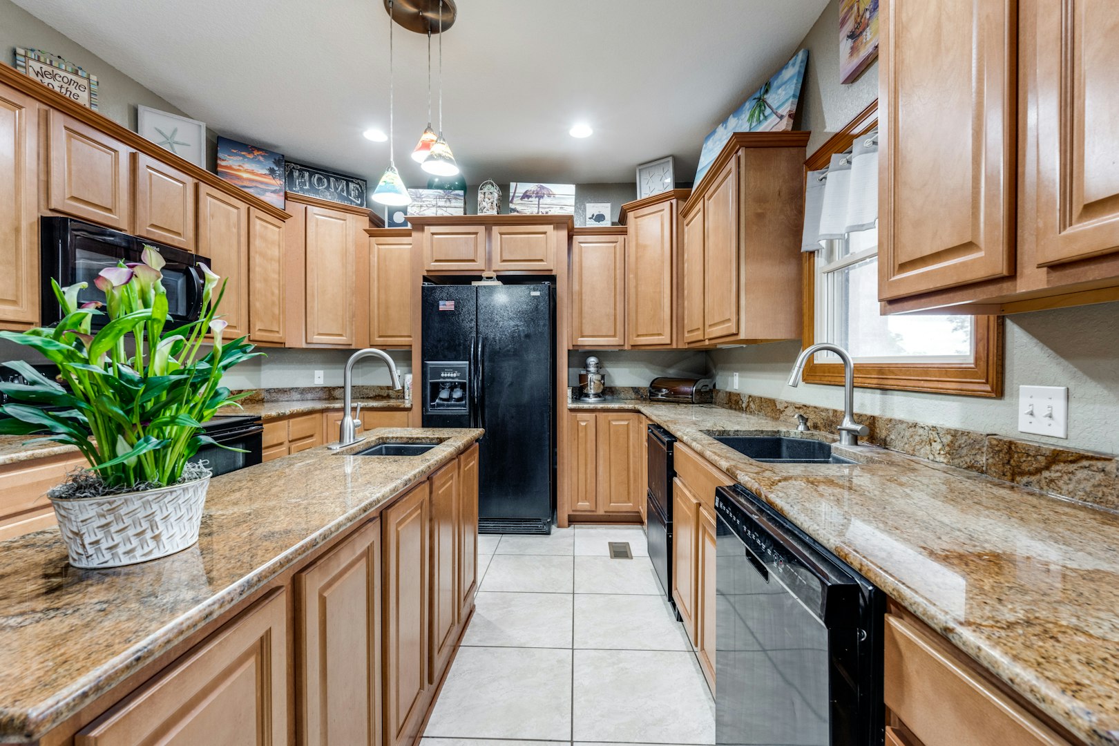 1657 County Road 434 Stockdale TX 78160