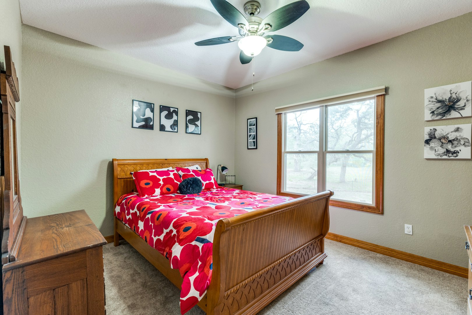 1657 County Road 434 Stockdale TX 78160