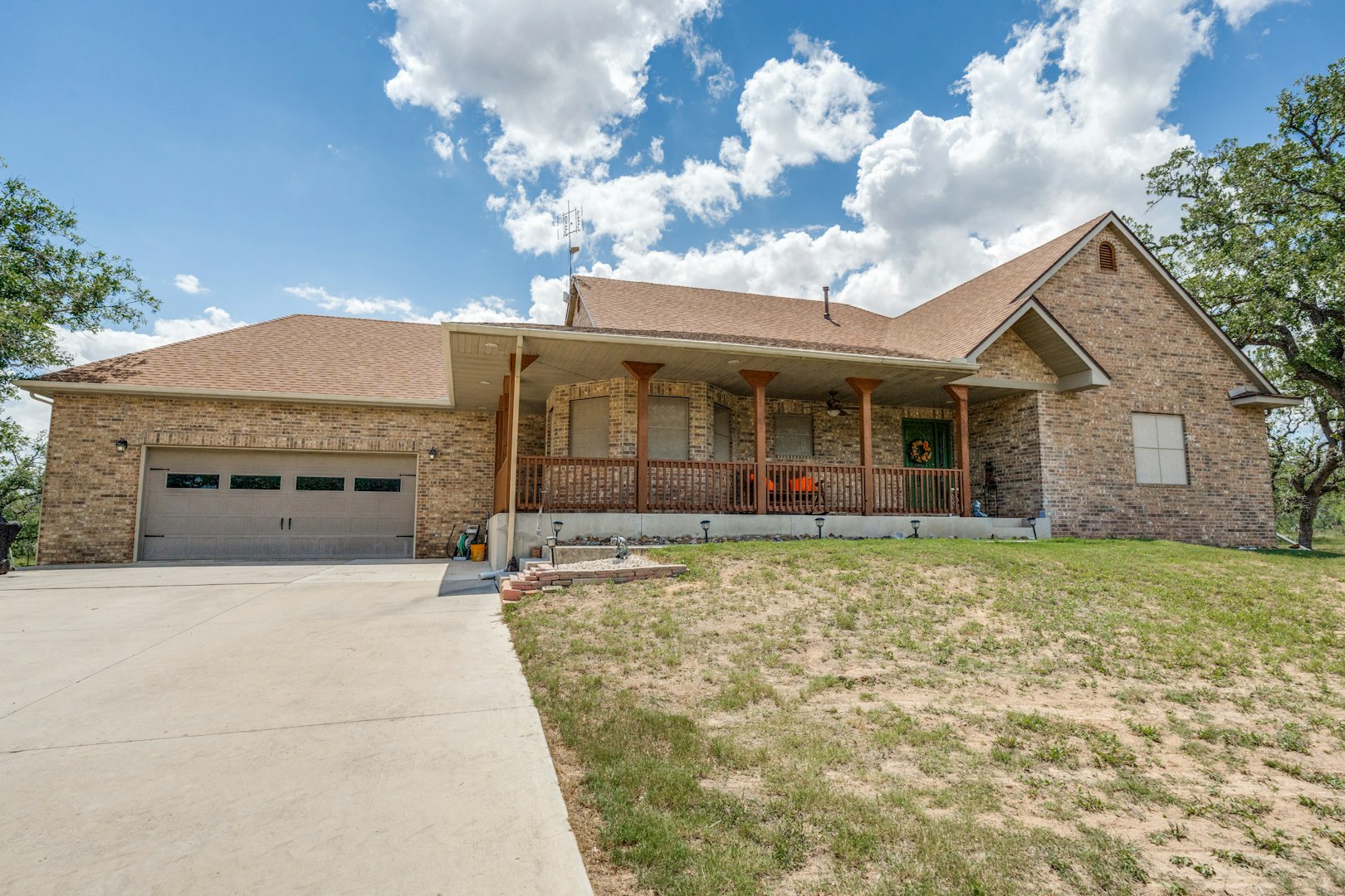 1657 County Road 434 Stockdale TX 78160