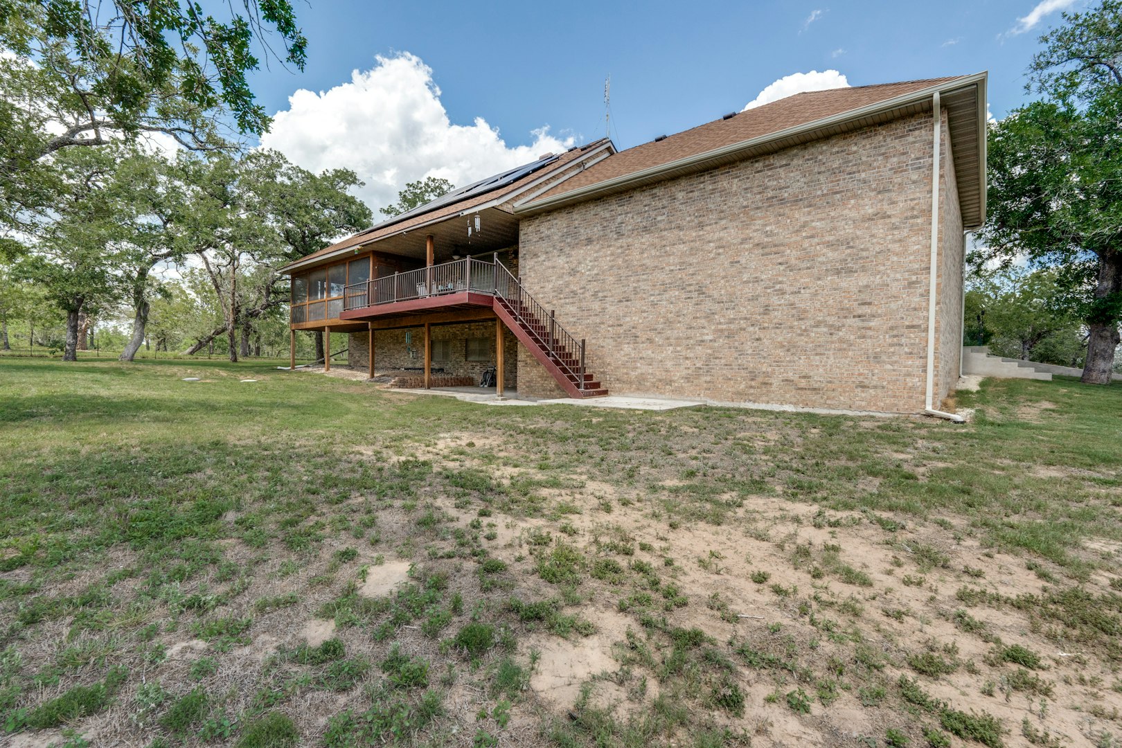 1657 County Road 434 Stockdale TX 78160