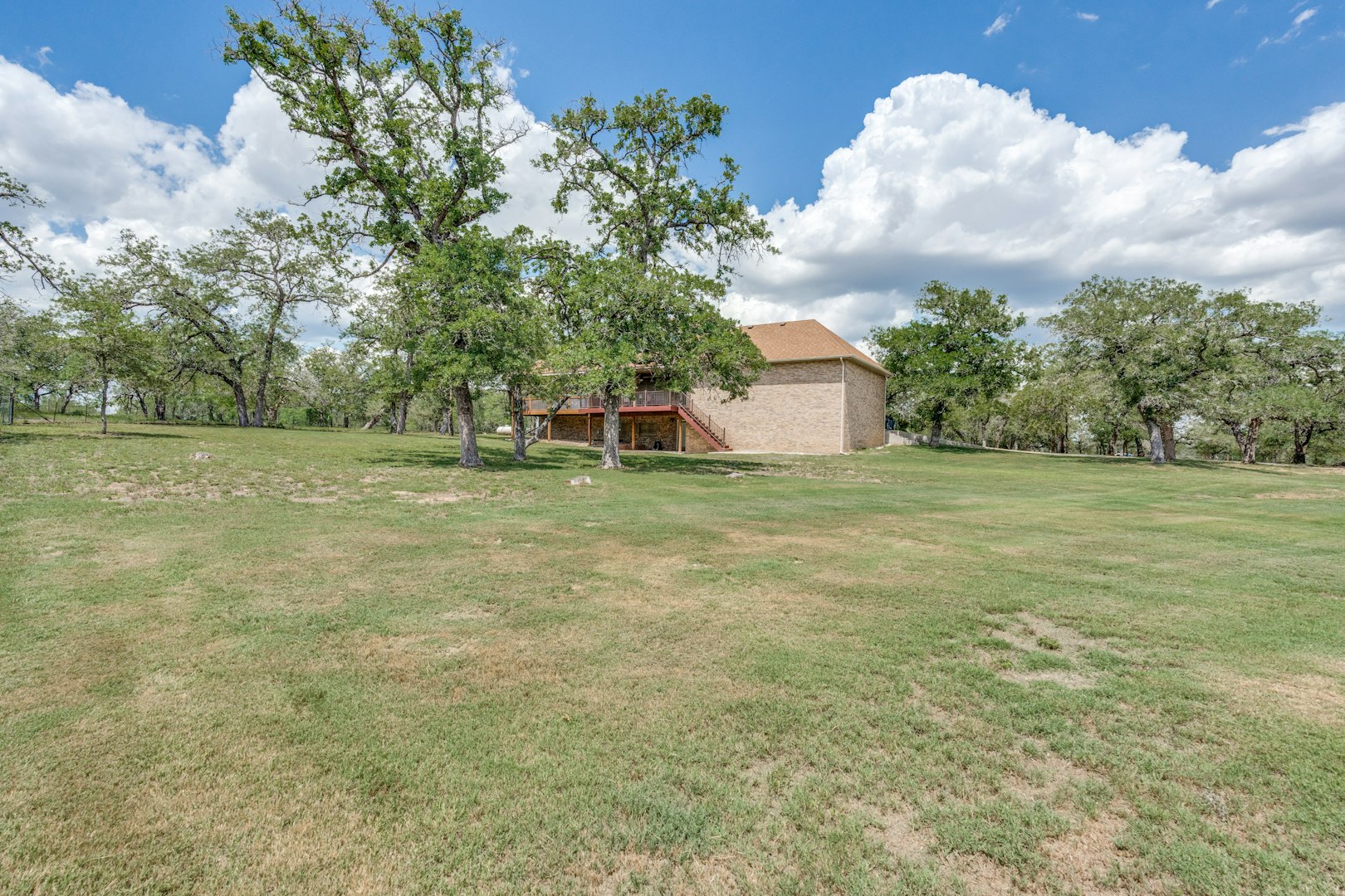 1657 County Road 434 Stockdale TX 78160