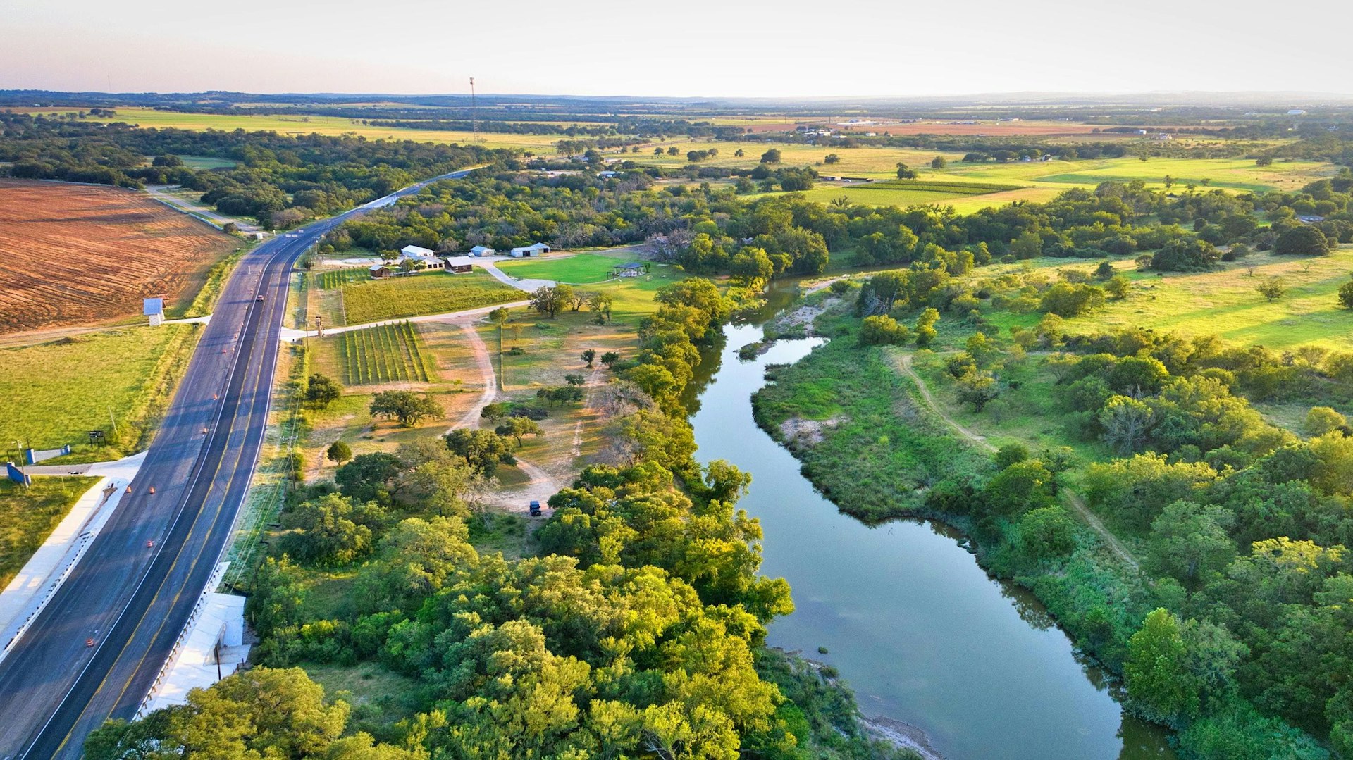 13502 Us 290 Stonewall TX 78671