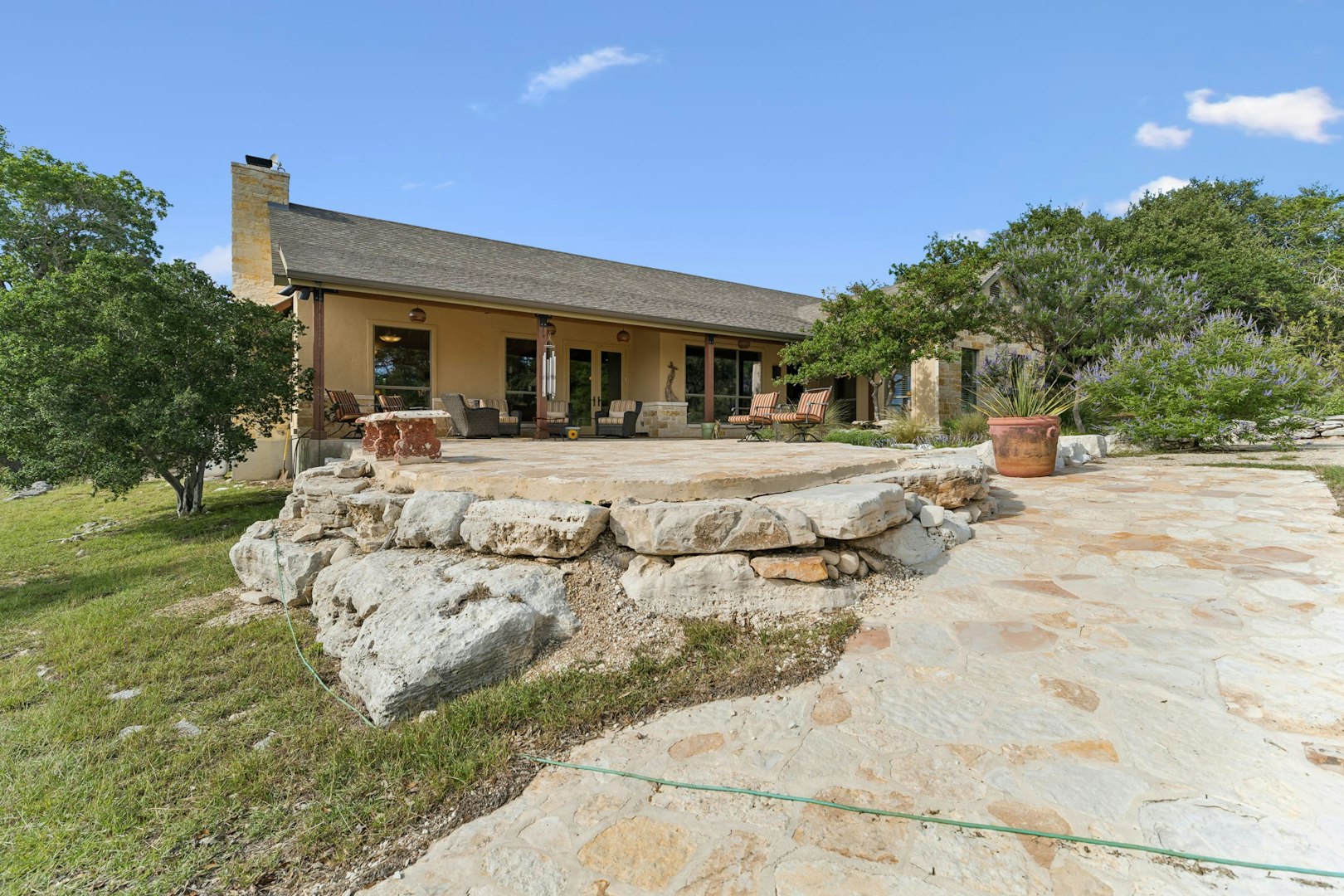 306 Charles Road Kerrville TX 78028