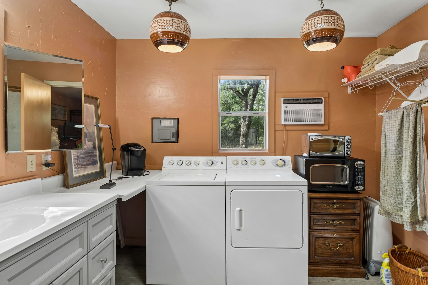 306 Charles Road Kerrville TX 78028