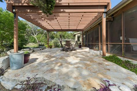 306 Charles Road Kerrville TX 78028