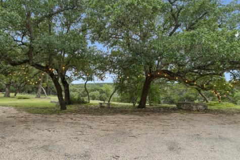 306 Charles Road Kerrville TX 78028