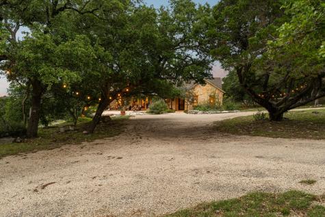 306 Charles Road Kerrville TX 78028