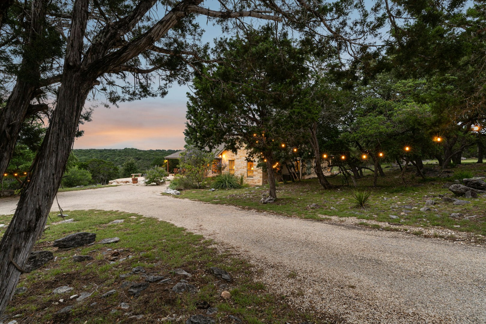 306 Charles Road Kerrville TX 78028