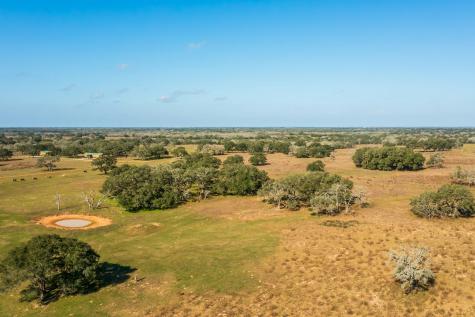 16297 Texas 111 Yoakum TX 77995