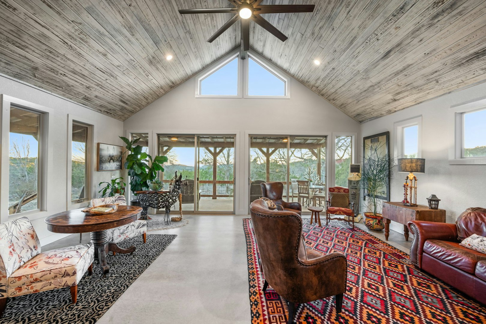 105 Valley View Trail Comfort TX 78013