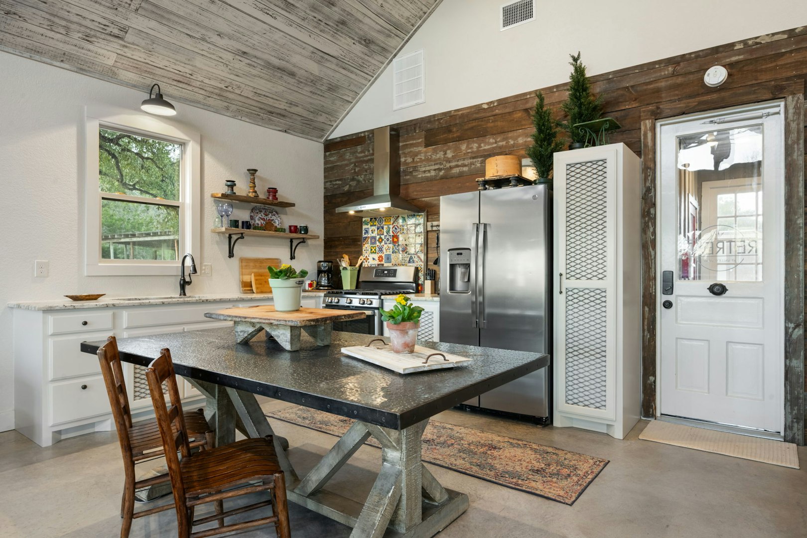 105 Valley View Trail Comfort TX 78013