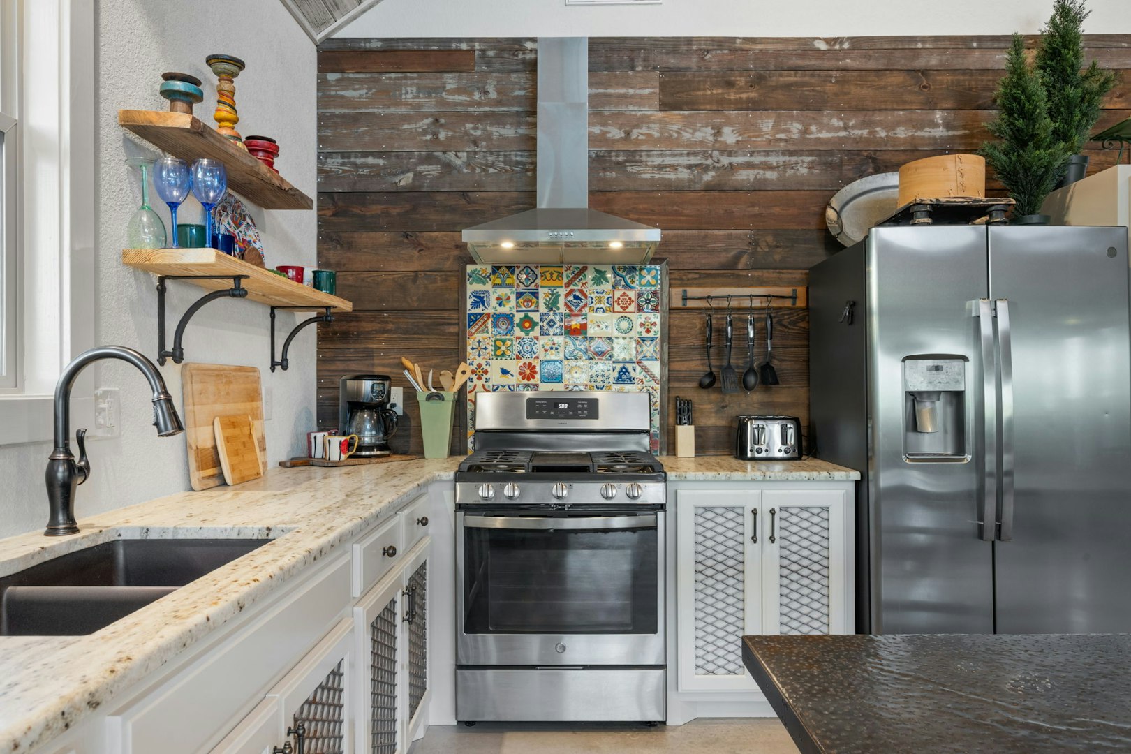 105 Valley View Trail Comfort TX 78013