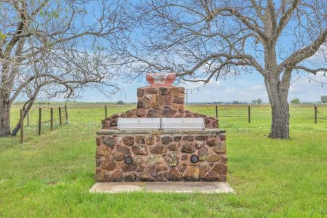 0000 Saint Hedwig Showplace Saint Hedwig TX 78152