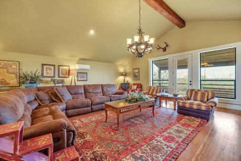 0000 Saint Hedwig Showplace Saint Hedwig TX 78152