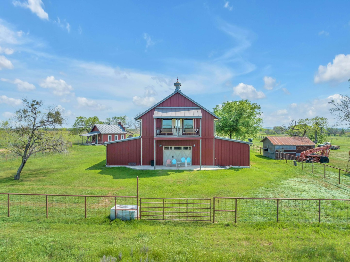 0000 Saint Hedwig Showplace Saint Hedwig TX 78152