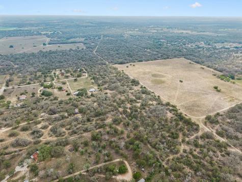 174 Adcock Lane Somerset TX 78069