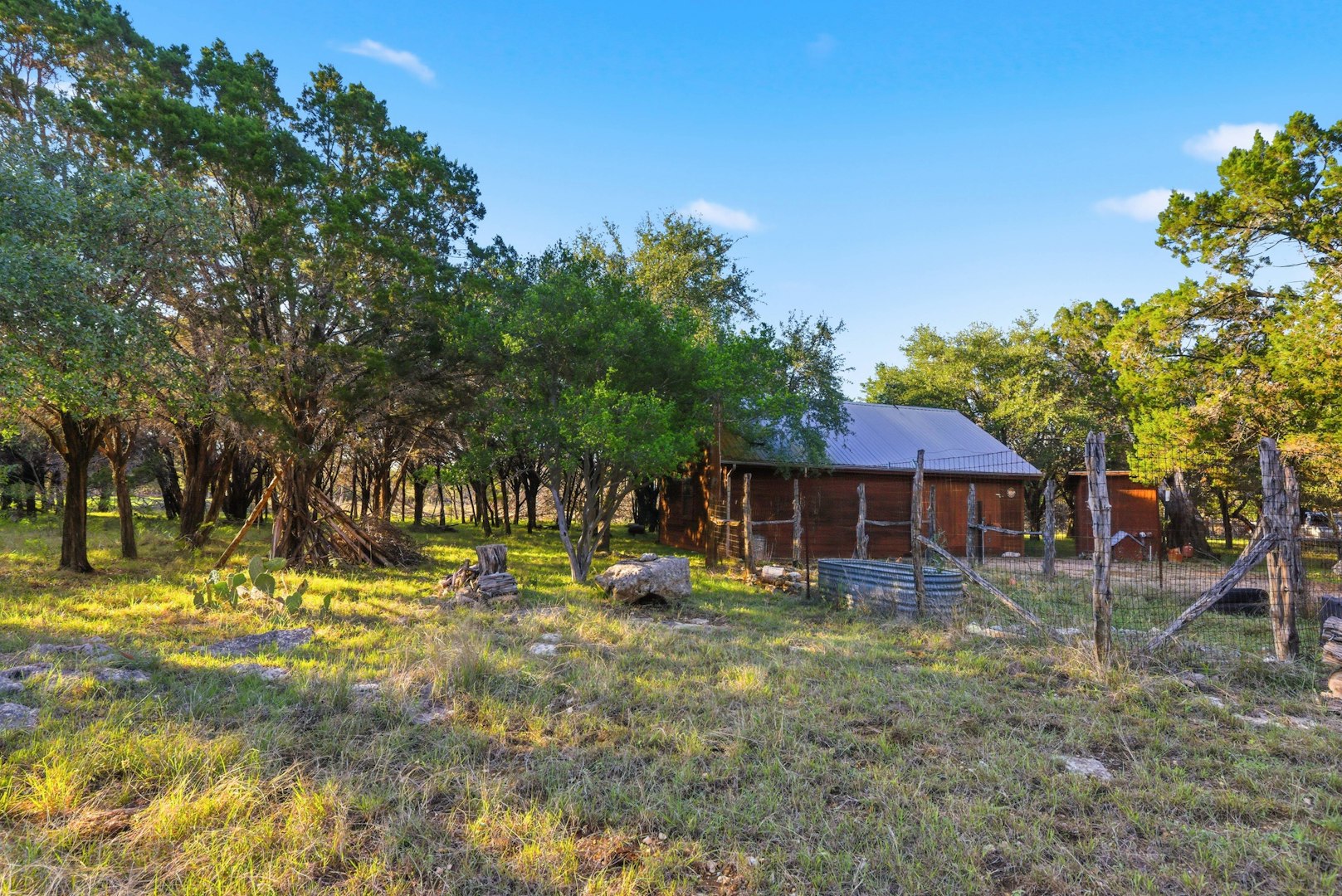 3303 Fearless Treadway Round Mountain TX 78663