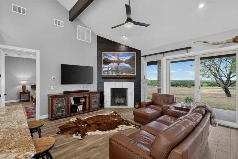 113 Jayhawk Court Burnet TX 78611