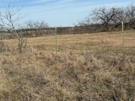 363 County Road 4403 Grandview TX 76050
