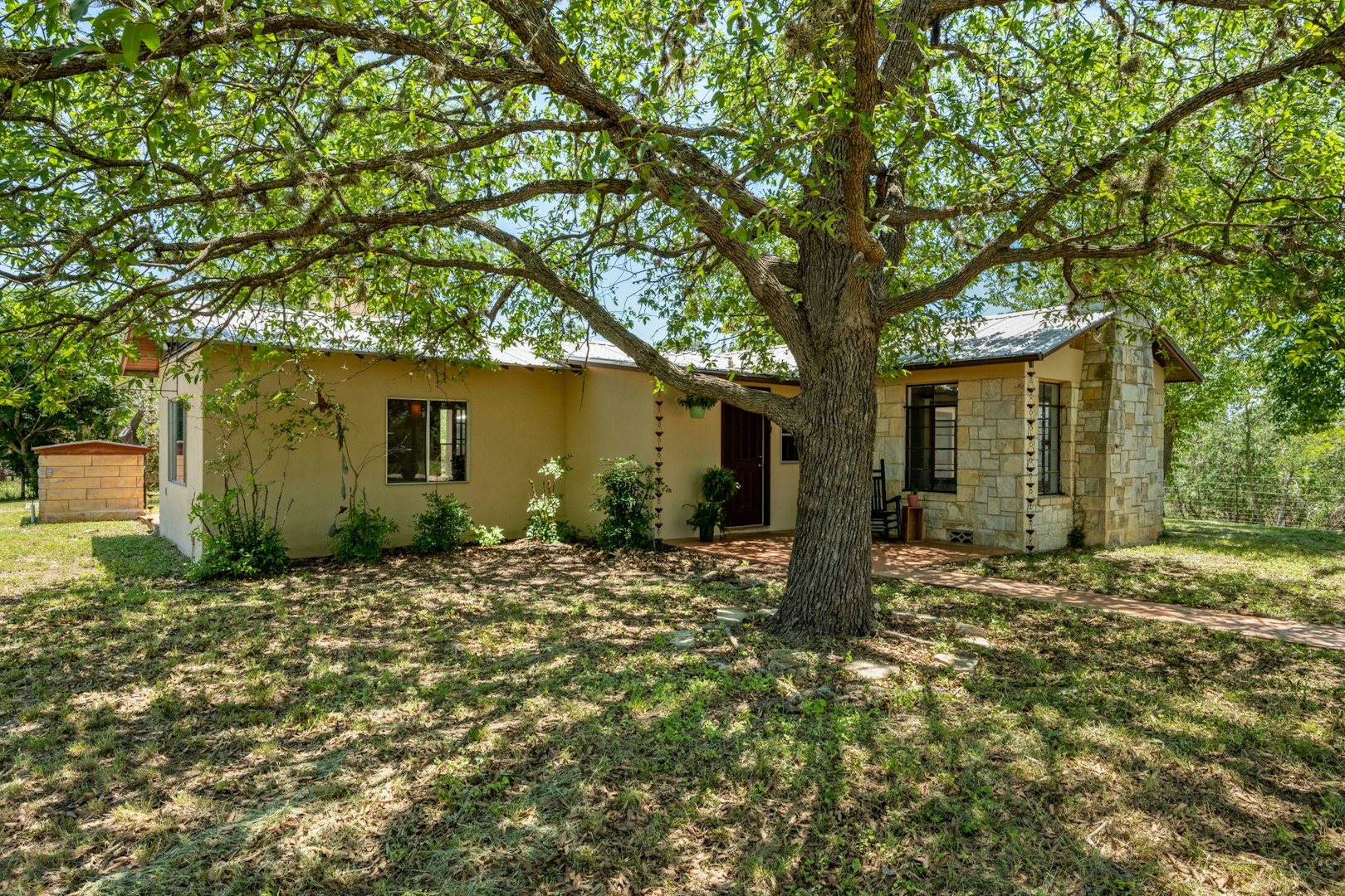 13132 Texas Highway 16 Medina TX 78055