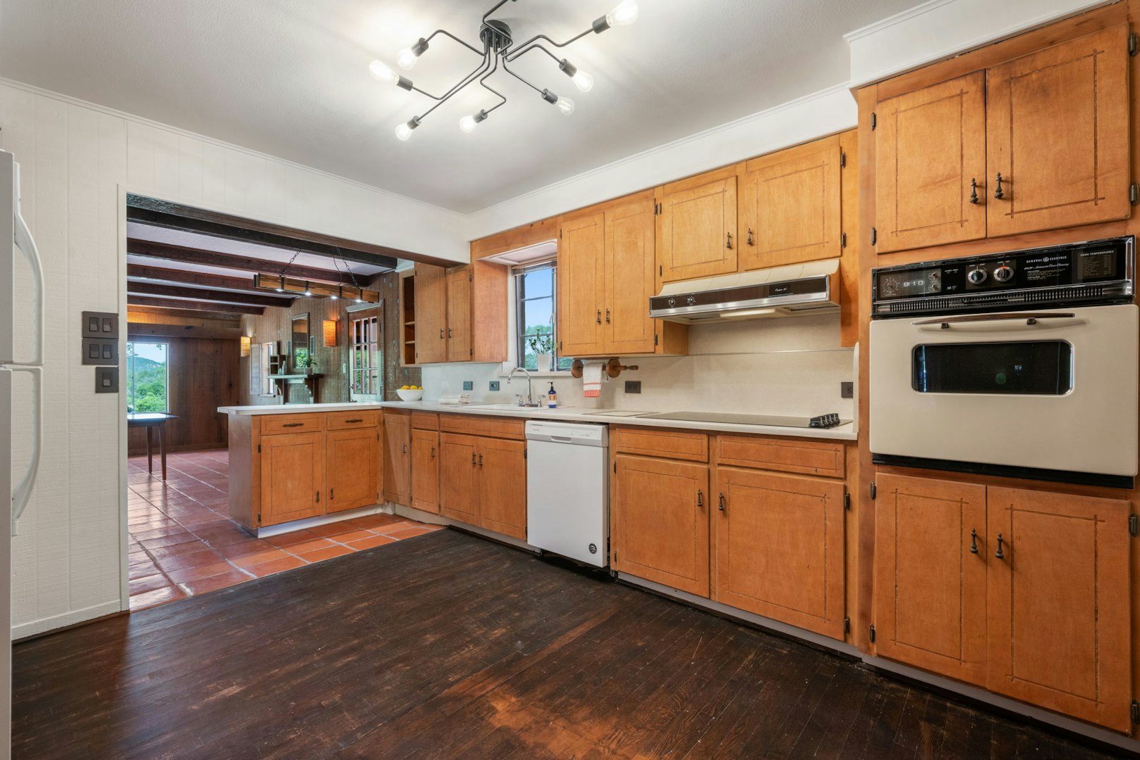 13132 Texas Highway 16 Medina TX 78055