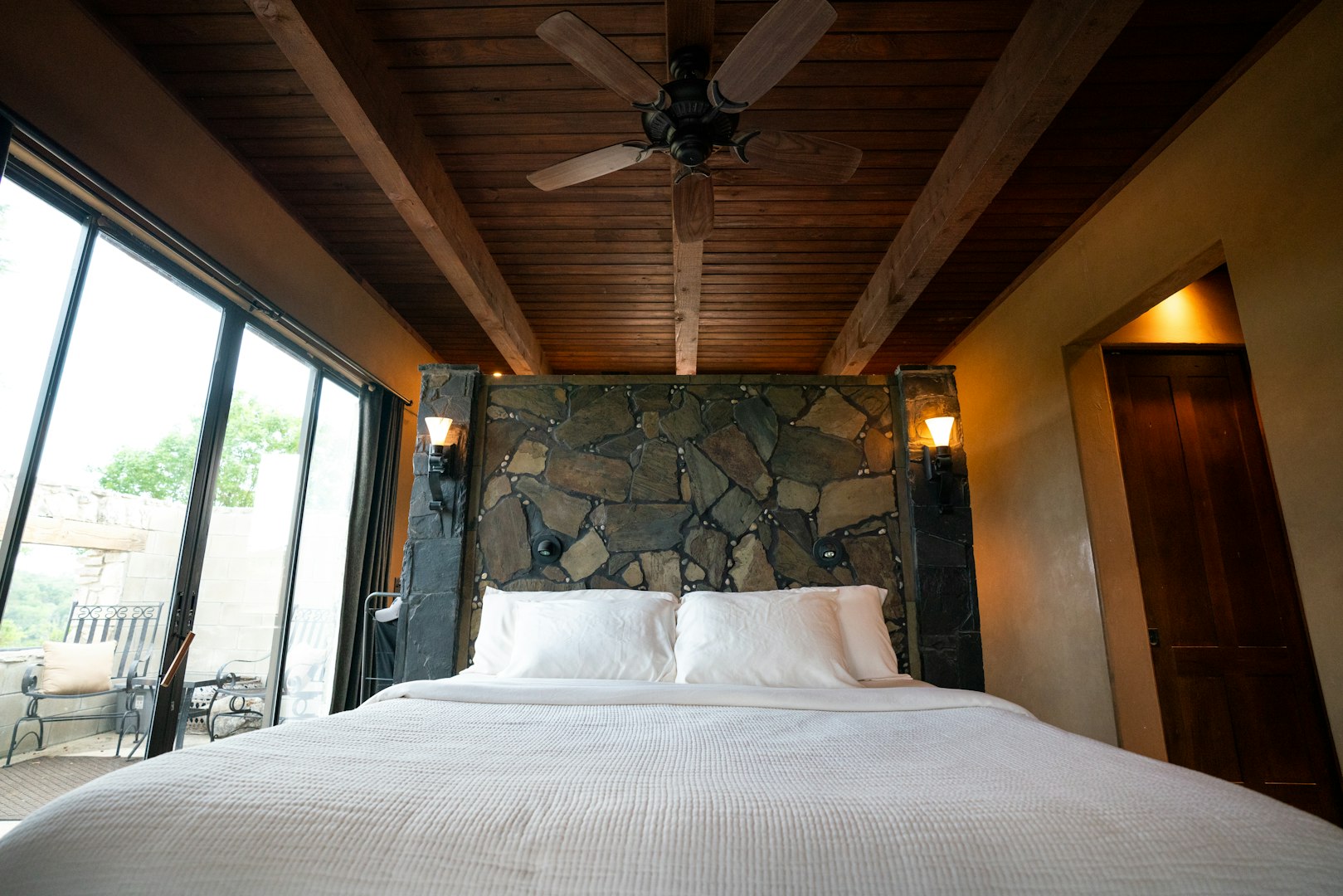 225 Valley View Road Comfort TX 78013