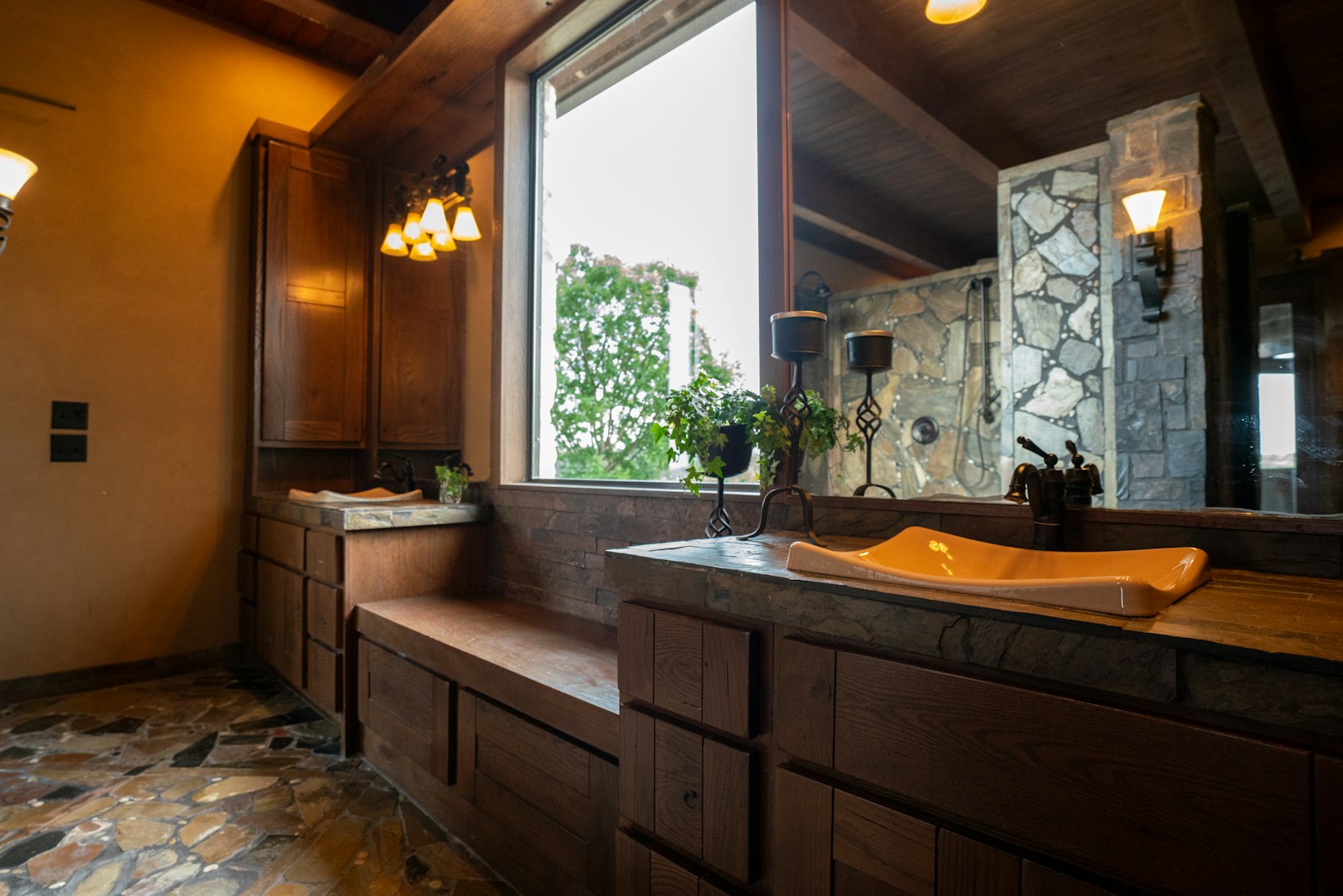 225 Valley View Road Comfort TX 78013