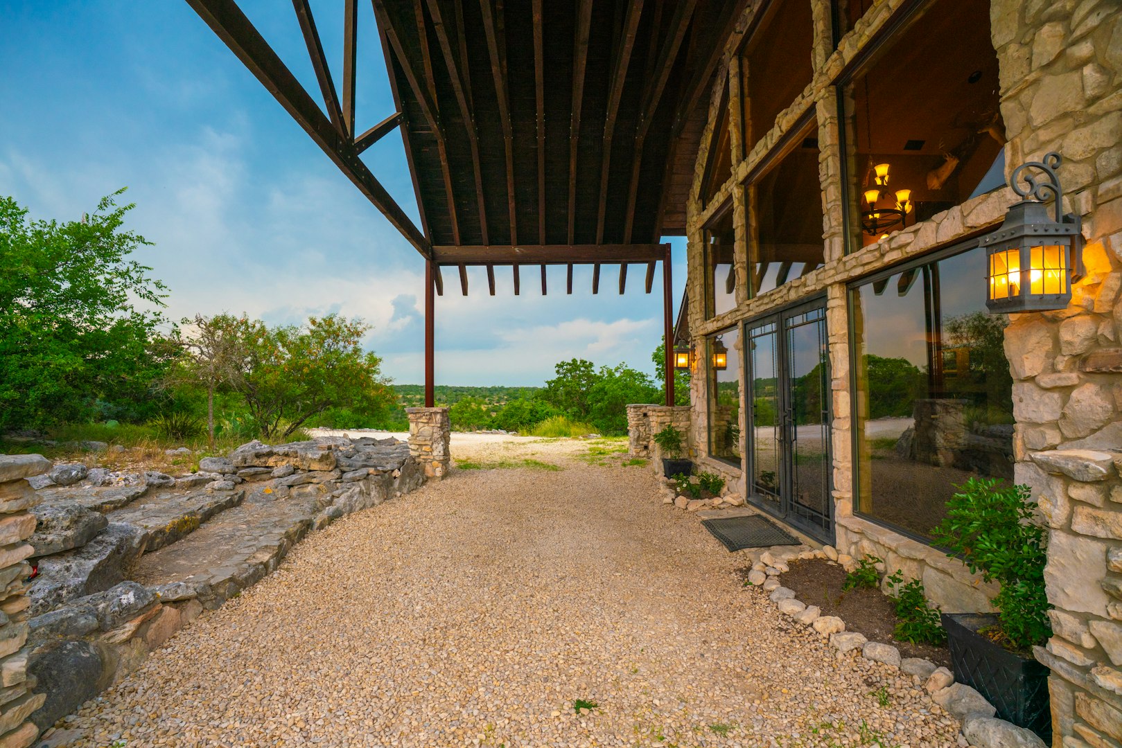 225 Valley View Road Comfort TX 78013