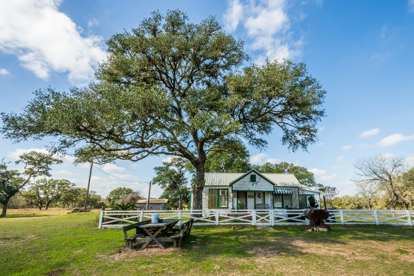 16297-1 Texas 111 Yoakum TX 77995