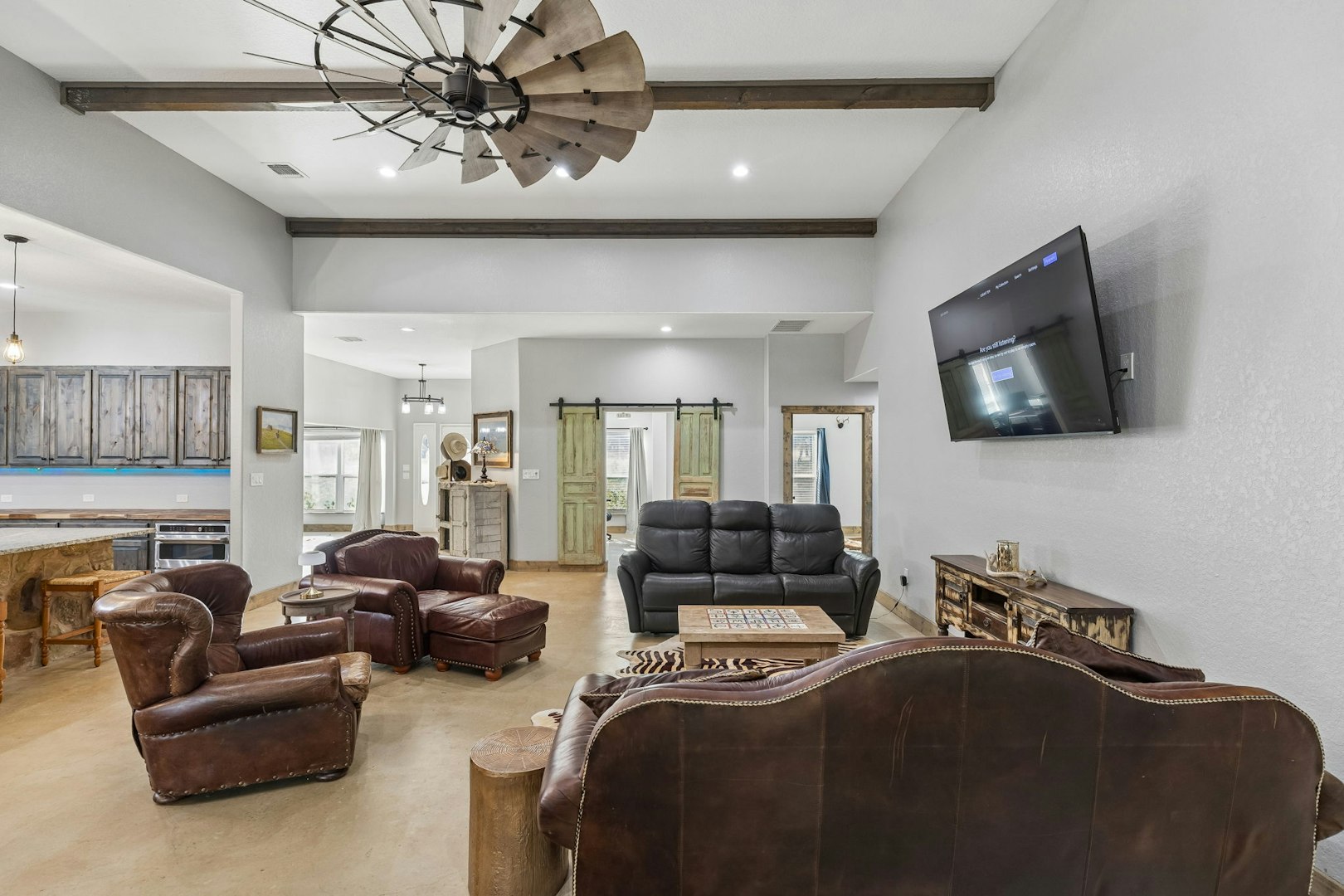 105 Dillard Lane Bergheim TX 78004