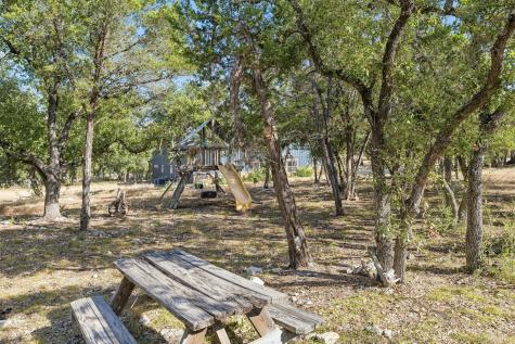 105 Dillard Lane Bergheim TX 78004