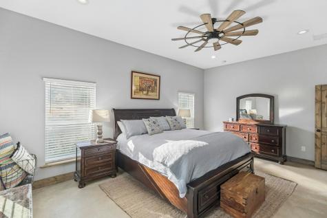105 Dillard Lane Bergheim TX 78004