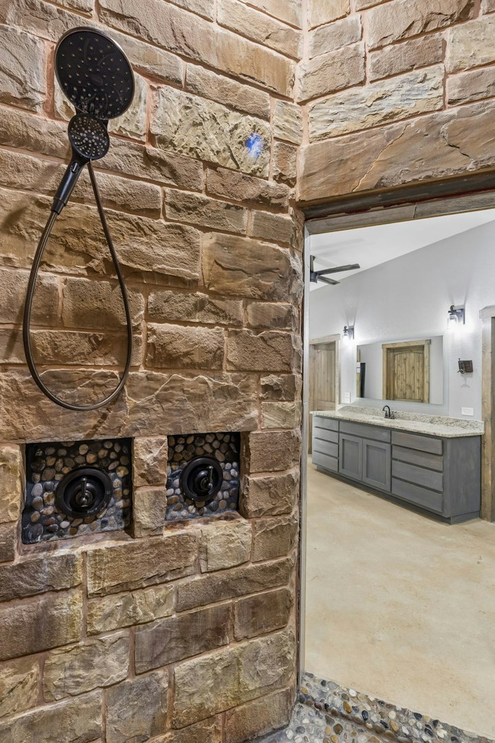 105 Dillard Lane Bergheim TX 78004