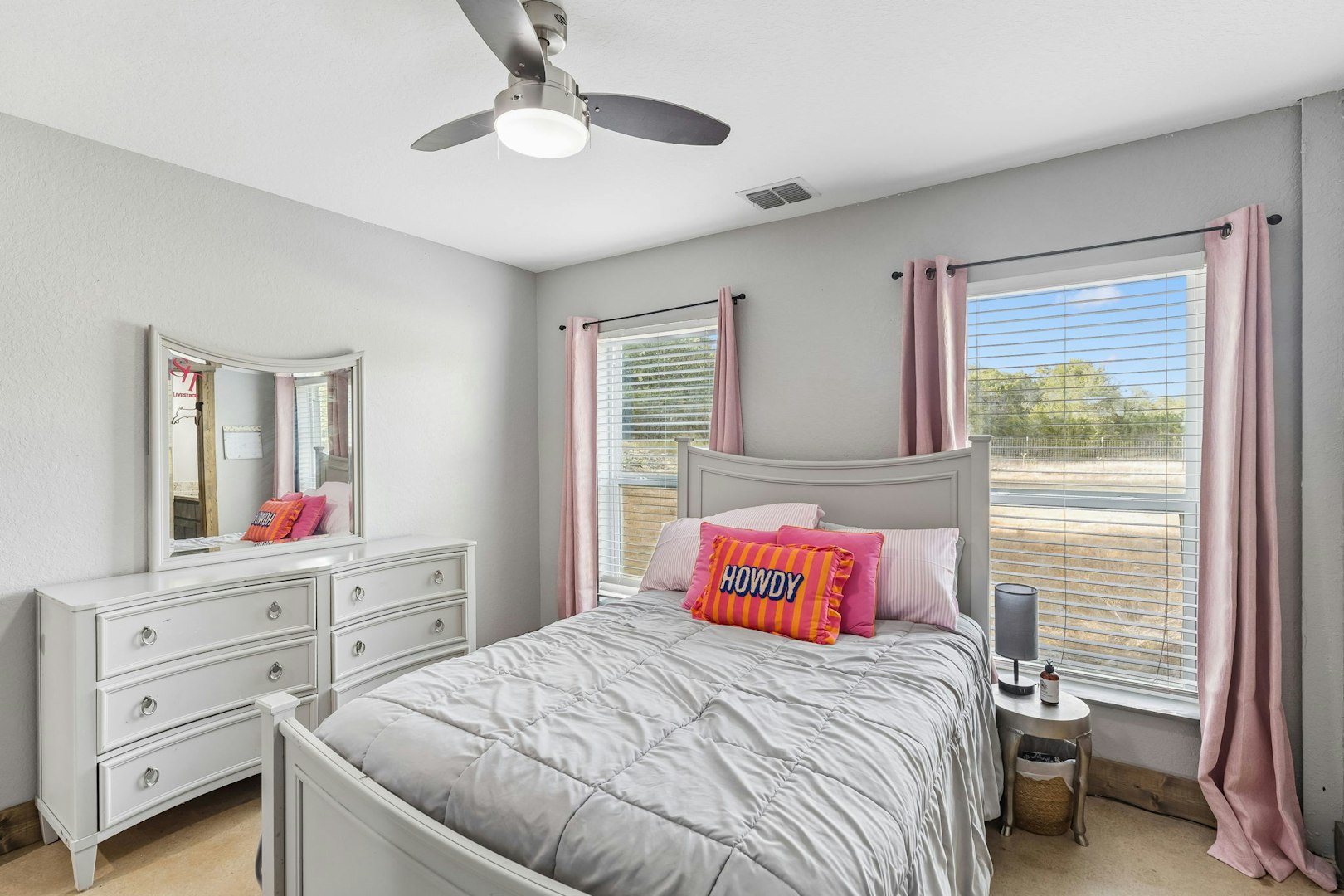 105 Dillard Lane Bergheim TX 78004