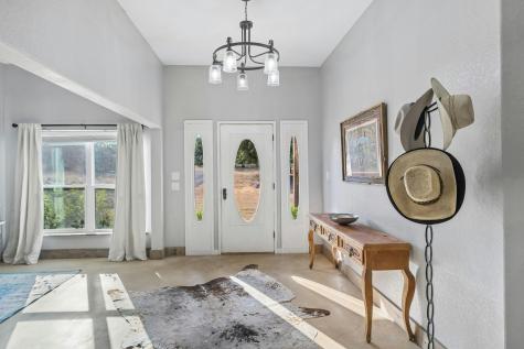 105 Dillard Lane Bergheim TX 78004