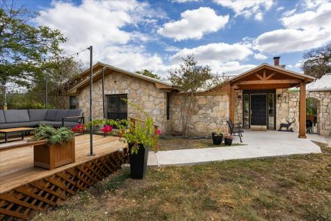 15689 Ranch Road 337 Camp Wood TX 78833