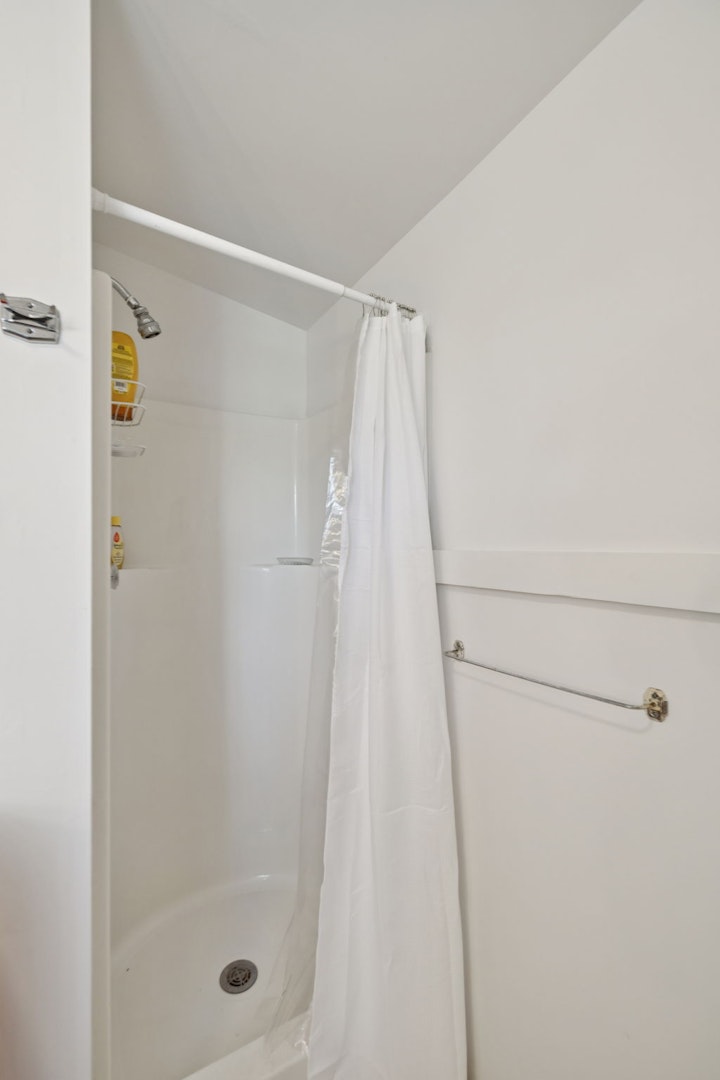 1078 Fm 480 Center Point TX 78010