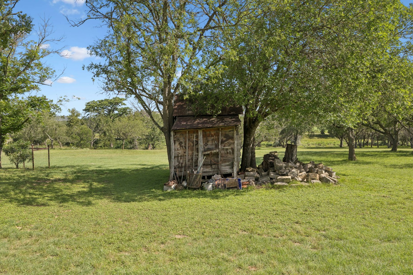 1078 Fm 480 Center Point TX 78010