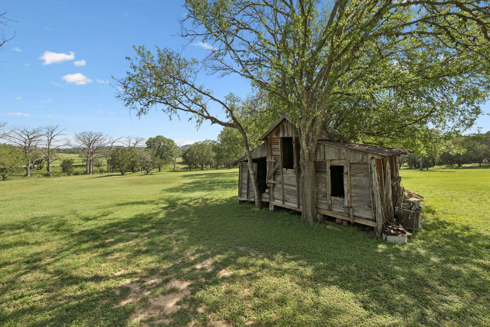 1078 Fm 480 Center Point TX 78010