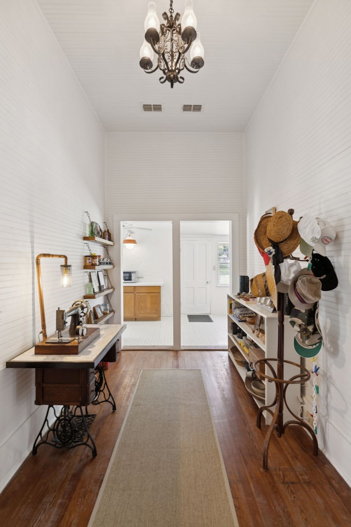 1078 Fm 480 Center Point TX 78010