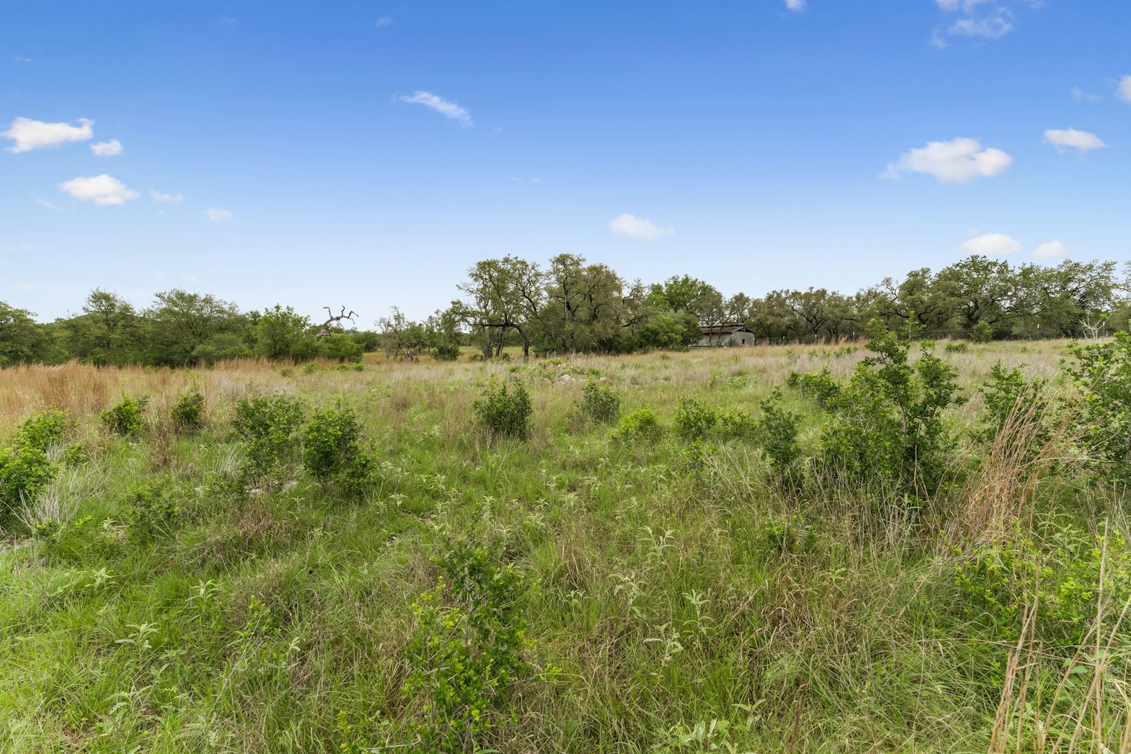 997 Gw Edwards Lane Pipe Creek TX 78063