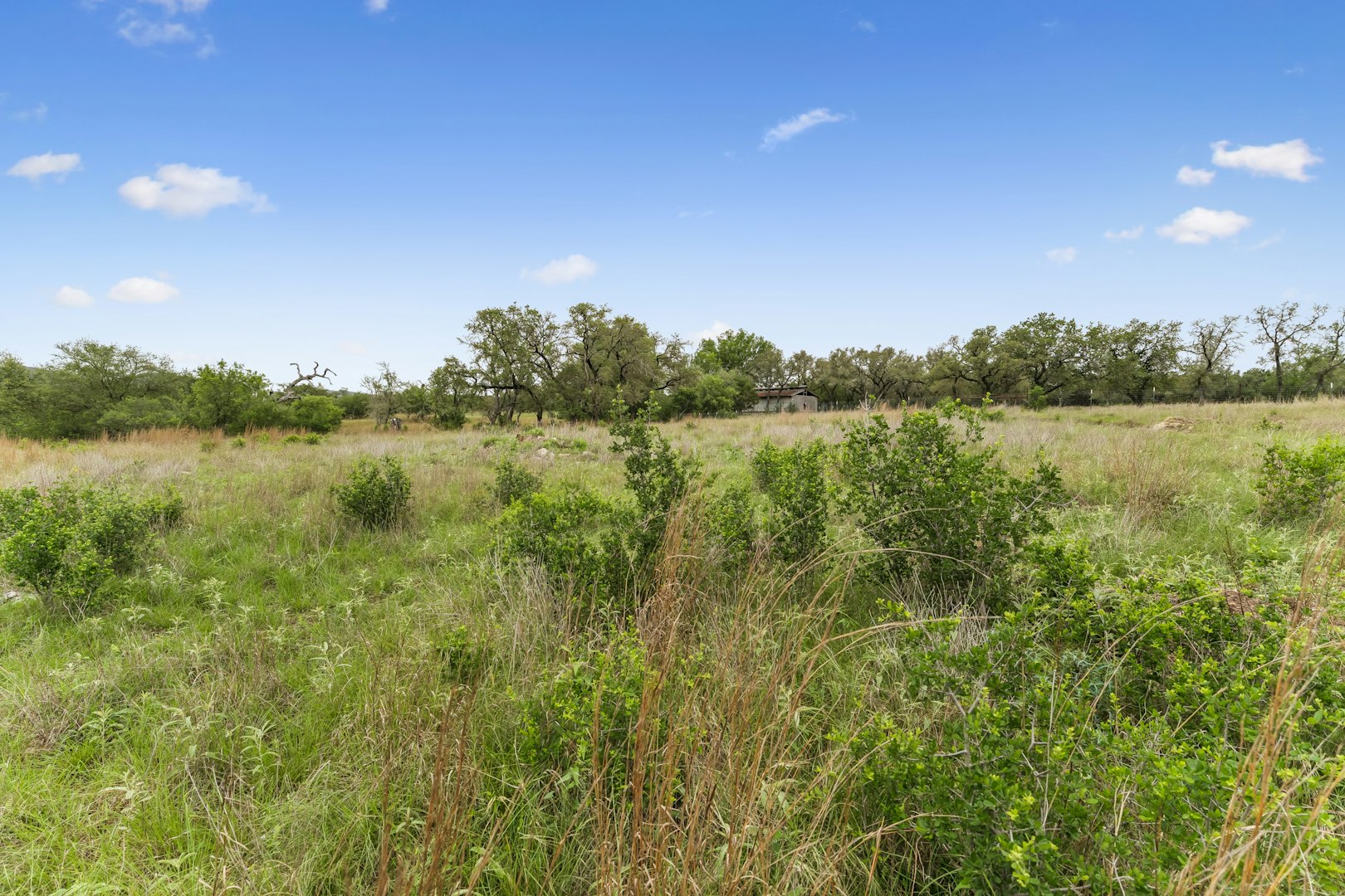 997 Gw Edwards Lane Pipe Creek TX 78063