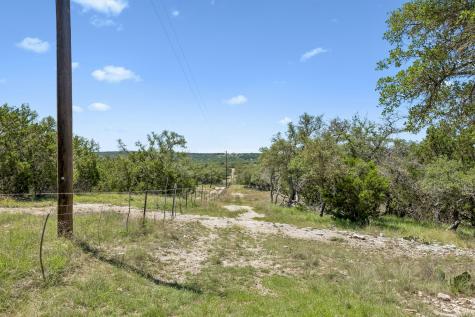 888 Wofford Road London TX 76854