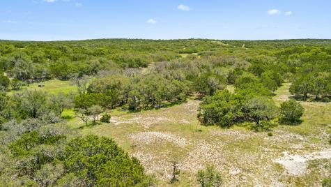 888 Wofford Road London TX 76854