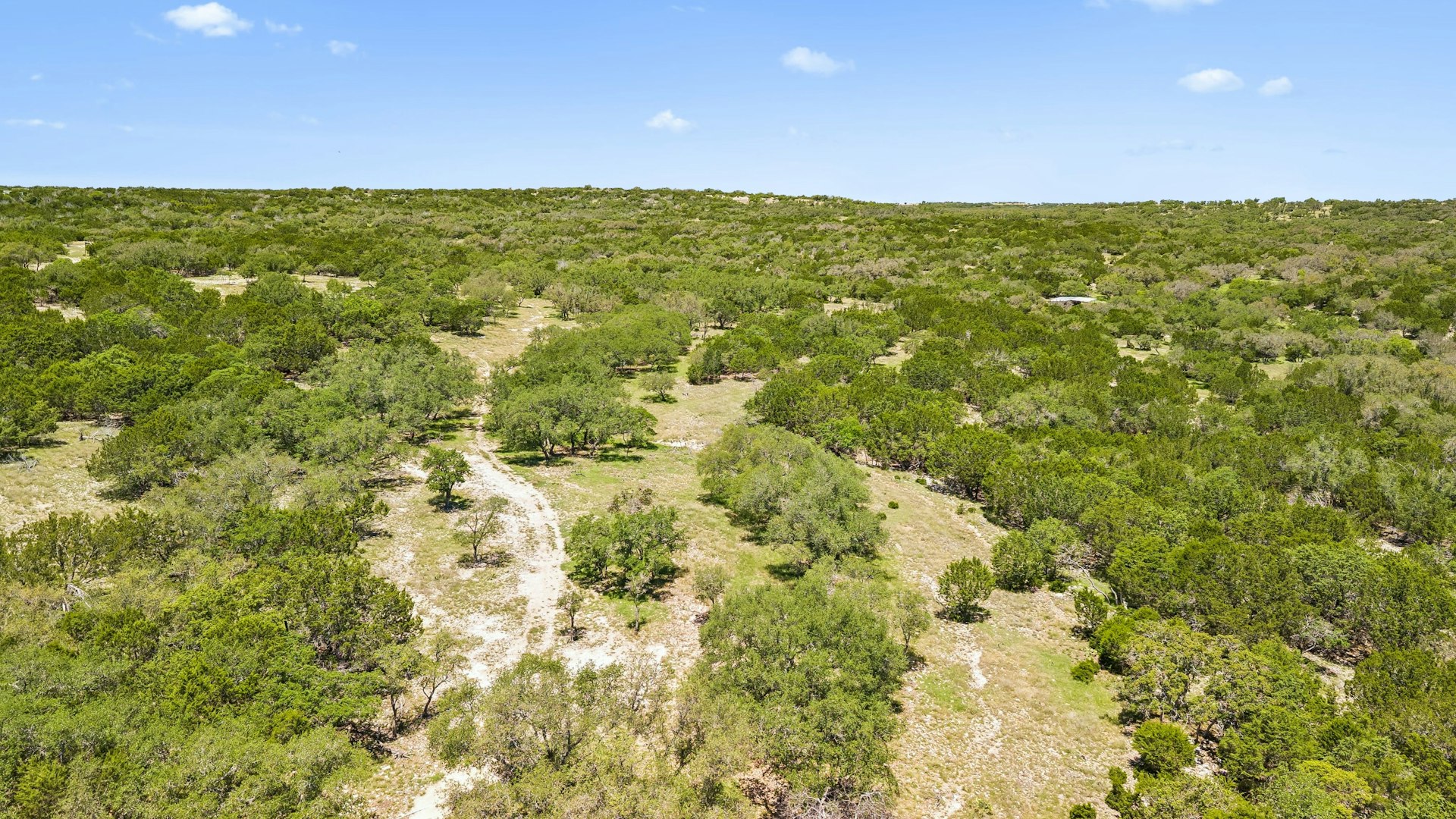 888 Wofford Road London TX 76854