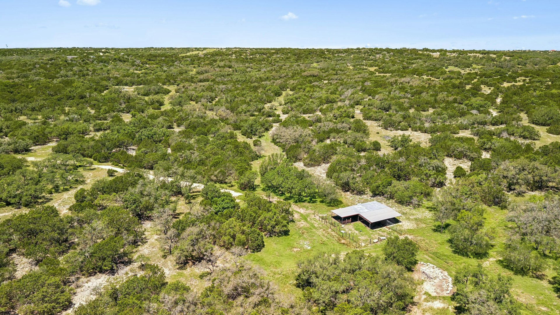 888 Wofford Road London TX 76854