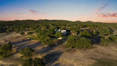 521 Bluff Creek Road North Center Point TX 78010
