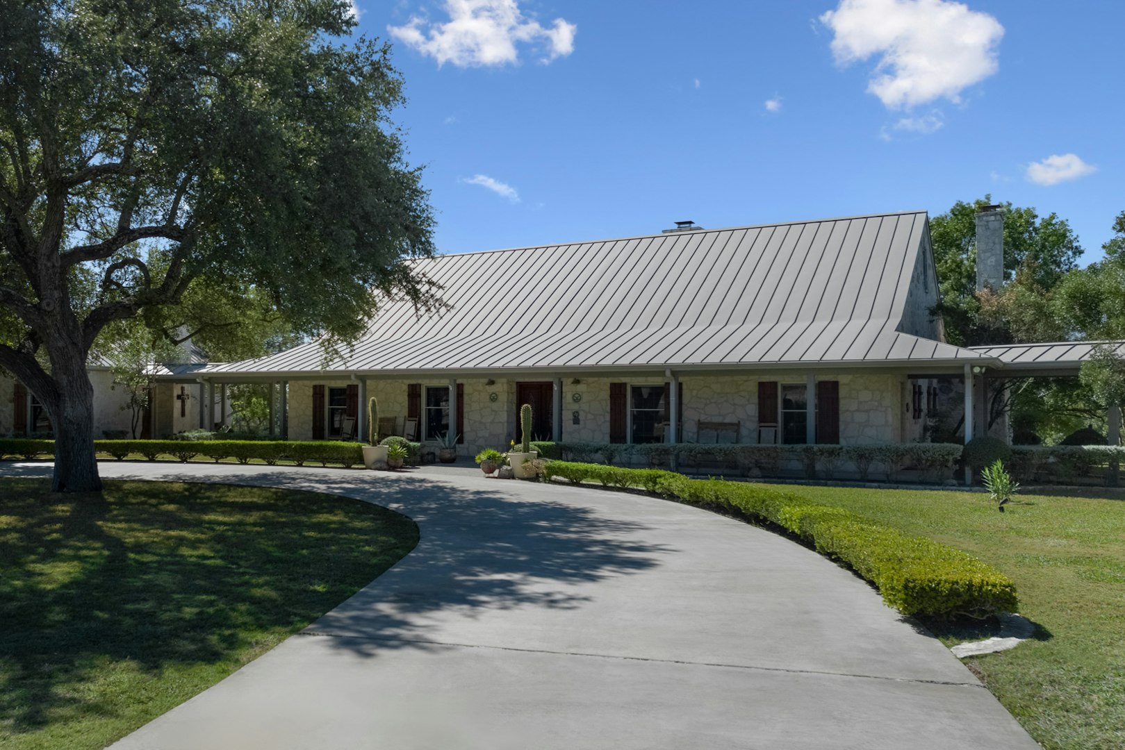 521 Bluff Creek Road North Center Point TX 78010