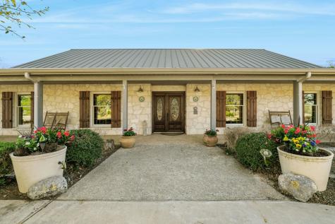 521 Bluff Creek Road North Center Point TX 78010