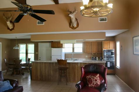 3 Gansky Lane Pleasanton TX 78064